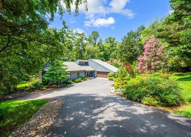Property at 210 Huntingwood Blvd, Lynchburg, VA 24503, 3 beds, 2 baths
