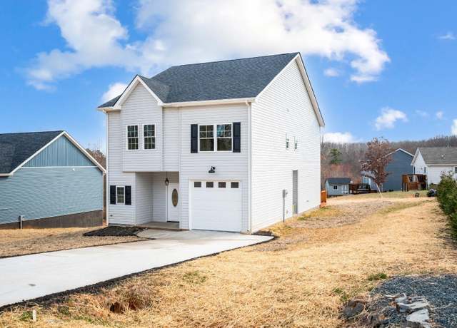 Property at 48 Patrick Ct, Madison Heights, VA 24572, 3 beds, 2.5 baths