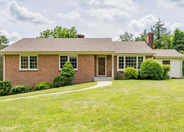 Property at 2207 Indian Hill Rd, Lynchburg, VA 24503, 4 beds, 3 baths