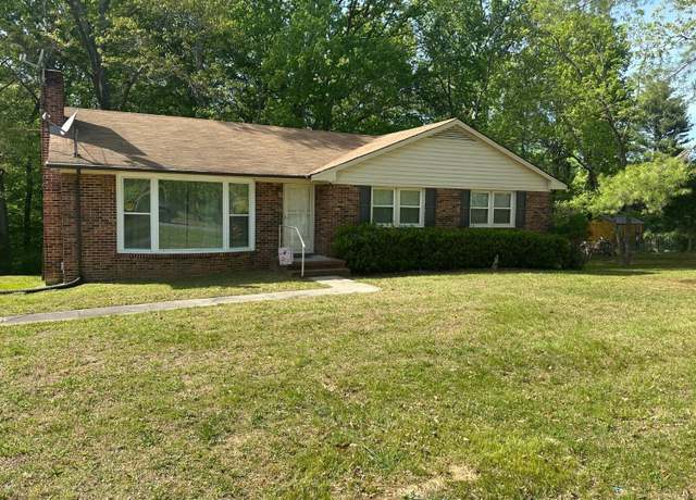 Property at 116 Carson St St, Brookneal, VA 24528, 4 beds, 2 baths