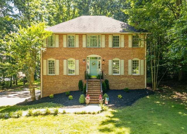 Property at 1090 Smoketree Dr, Forest, VA 24551, 4 beds, 2.5 baths