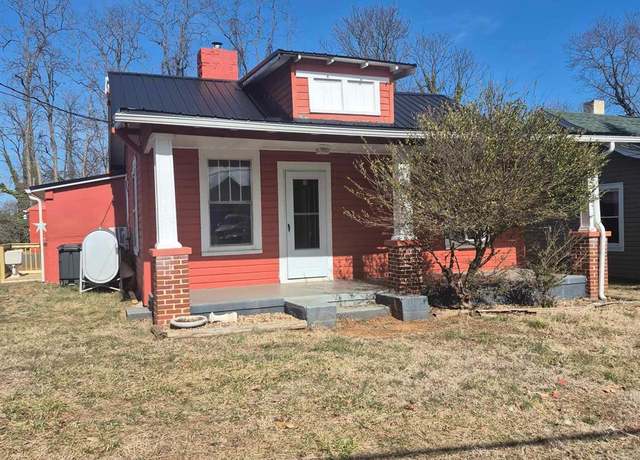 Property at 2608 Old Forest Rd, Lynchburg, VA 24501, 2 beds, 1 bath