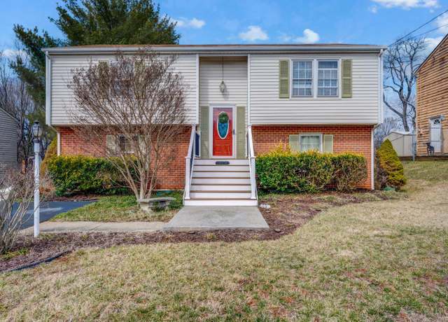 Property at 114 Tomahawk Dr, Lynchburg, VA 24502, 3 beds, 1.5 baths