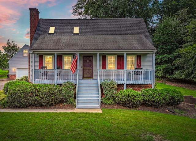 Property at 1095 Great Oak Rd, Forest, VA 24551, 3 beds, 2 baths