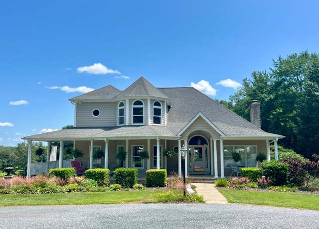 Property at 216 Burford Farm Rd, Monroe, VA 24574, 3 beds, 3.5 baths