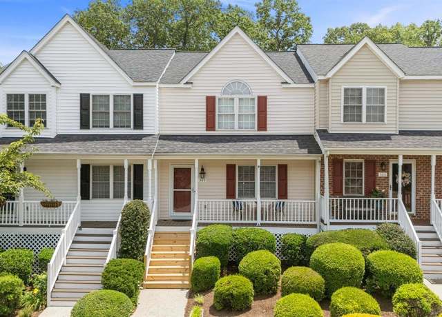 Property at 303 Wexview Ln, Lynchburg, VA 24502, 2 beds, 2.5 baths