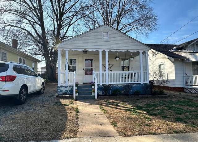 Property at 911 Euclid Ave, Lynchburg, VA 24501, 3 beds, 1 bath