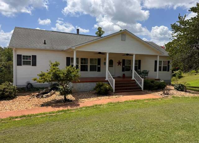 Property at 384 Reservoir View Dr, Pittsville, VA 24139, 3 beds, 3 baths