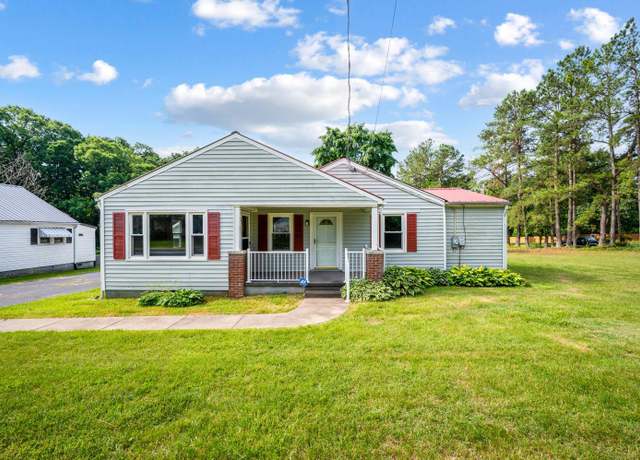 Property at 4550 Pumping Station Rd, Appomattox, VA 24522, 3 beds, 2 baths