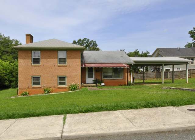 Property at 315 Cork St, Lynchburg, VA 24503, 3 beds, 1.5 baths