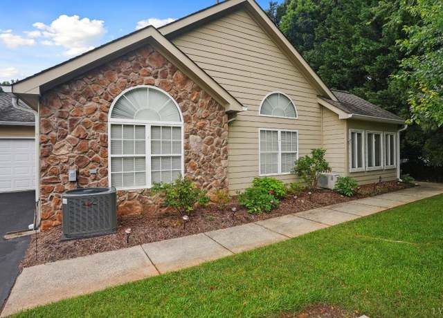 Property at 158 Salisbury Cir, Lynchburg, VA 24502, 2 beds, 2 baths