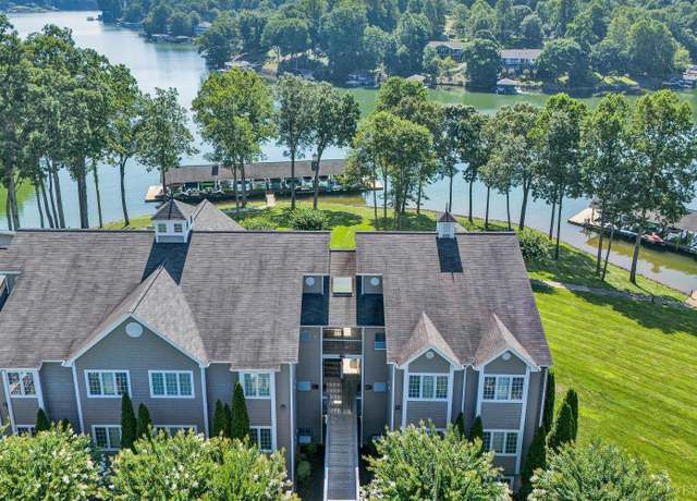 Property at 305 South Pointe Shore Dr, Moneta, VA 24121, 2 beds, 2 baths