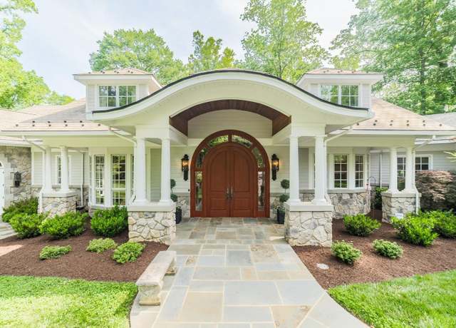 Property at 611 Heritage Dr, Lynchburg, VA 24503, 4 beds, 4.5 baths