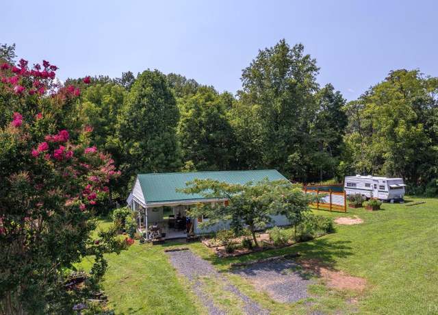 Property at 1481 Winesap Rd, Madison Heights, VA 24572, 2 beds, 1 bath