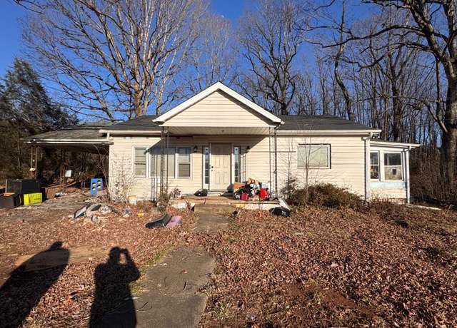Property at 3652 Brookneal Hwy, Gladys, VA 24554, 2 beds, 1 bath