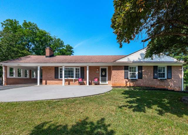 Property at 1246 Rainbow Forest Dr, Lynchburg, VA 24502, 3 beds, 3 baths