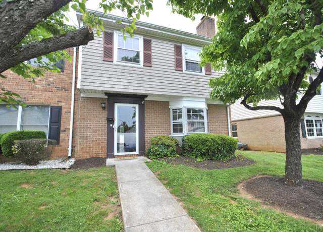 Property at 112 E Cadbury Dr, Lynchburg, VA 24501, 4 beds, 2.5 baths