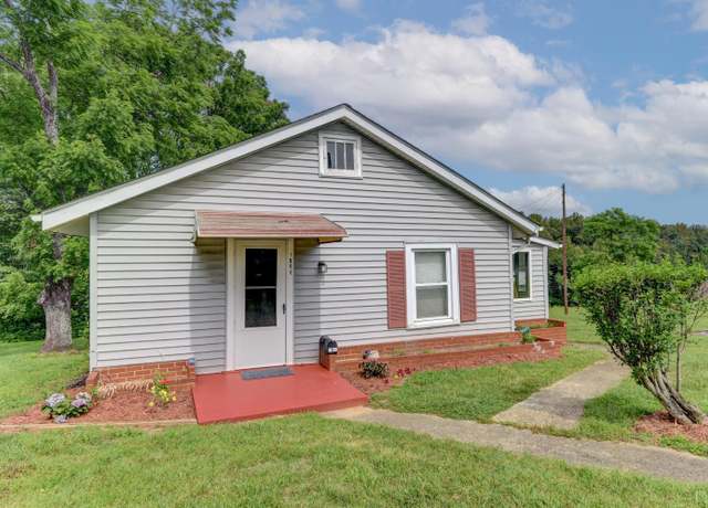 Property at 1900 Wards Ferry Rd, Lynchburg, VA 24502, 2 beds, 1 bath