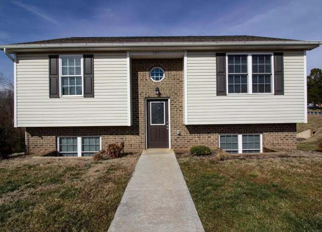 Property at 295 Todd Ln, Madison Heights, VA 24572, 4 beds, 2 baths