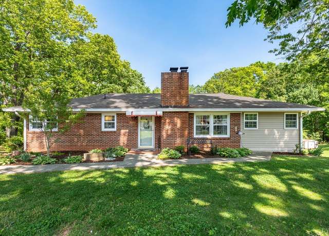 Property at 1206 Cedar Hill Dr. Dr, Lynchburg, VA 24502, 5 beds, 4 baths