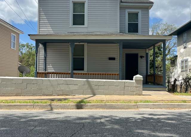 Property at 1603 Taylor St, Lynchburg, VA 24504, 3 beds, 1.5 baths