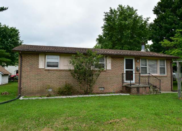 Property at 1164 Orange Ave, Buena Vista, VA 24416, 3 beds, 1 bath