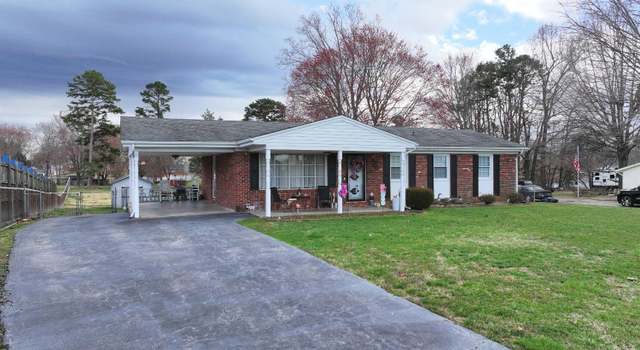 Photo of 389 Ridgecrest Dr, Danville, VA 24540