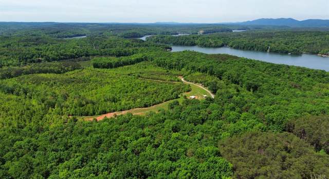 Photo of 2317 Gallows Road Rd, Gretna, VA 24557