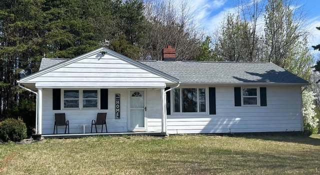 Photo of 39 Linda Drive Dr, Martinsville, VA 24112