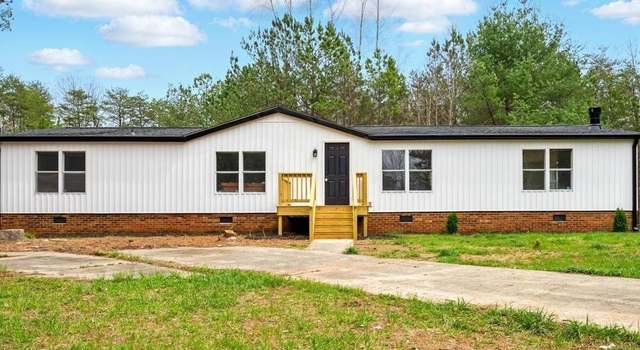 Photo of 330 Bloxsom Rd, Callands, VA 24530