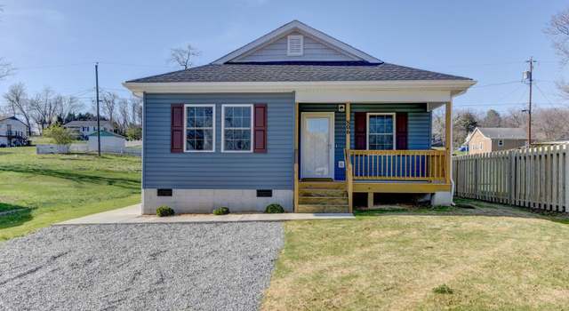 Photo of 806 12th St, Altavista, VA 24517