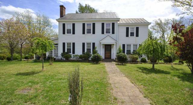 Photo of 400 N Main St, Amherst, VA 24521