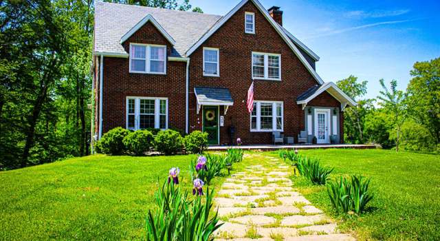 Photo of 39 North Princeton Cir, Lynchburg, VA 24503