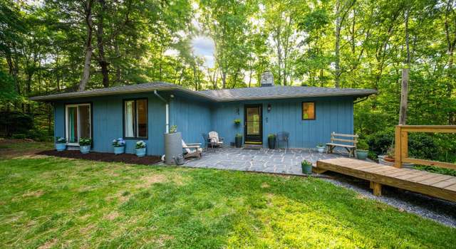 Photo of 1230 Viewmont Dr, Evington, VA 24550