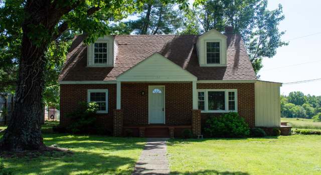 Photo of 506 Powell Rd, Lynch Station, VA 24571