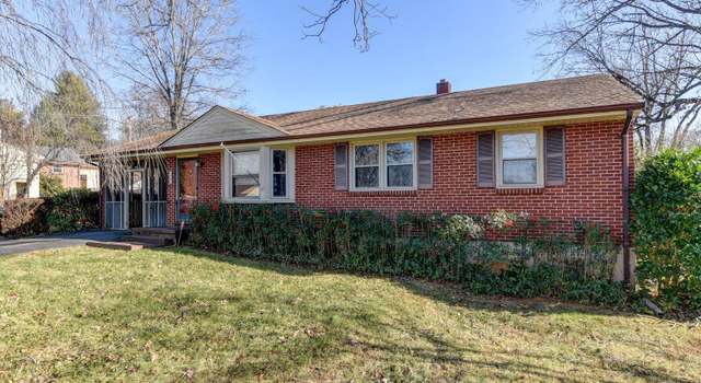 Photo of 1100 Craigmont Dr, Lynchburg, VA 24501