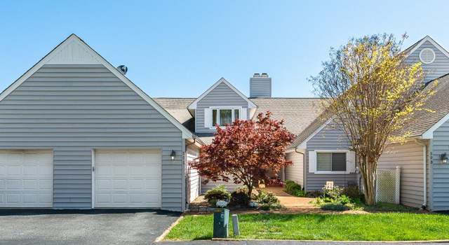 Photo of 502 Fairwinds Ct, Forest, VA 24551