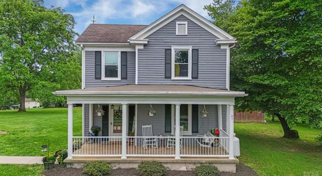 Photo of 221 Castle Craig Dr, Evington, VA 24550
