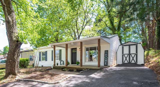 Photo of 3417 Westbrook Cir, Lynchburg, VA 24501