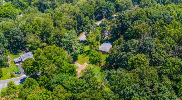 Photo of 2025 Woodcrest Dr, Lynchburg, VA 24503