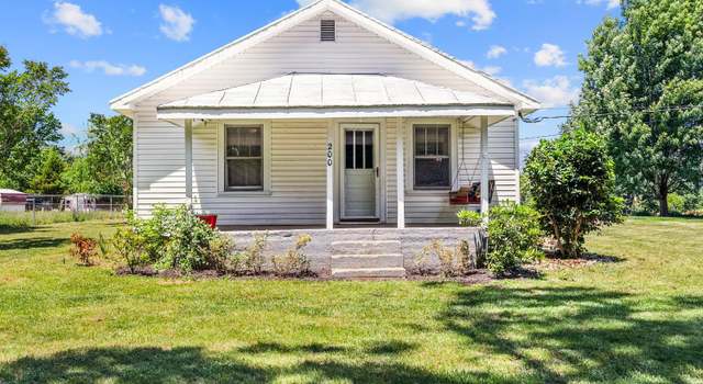 Photo of 200 Jasper Wood Rd, Hurt, VA 24563