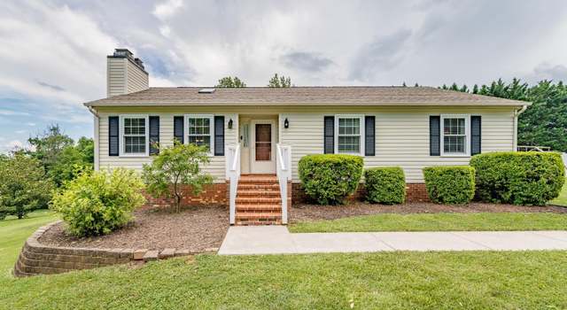 Photo of 1161 Ashton Ct, Goode, VA 24556