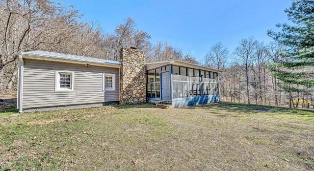 Photo of 1052 Timber Ct, Big Island, VA 24526