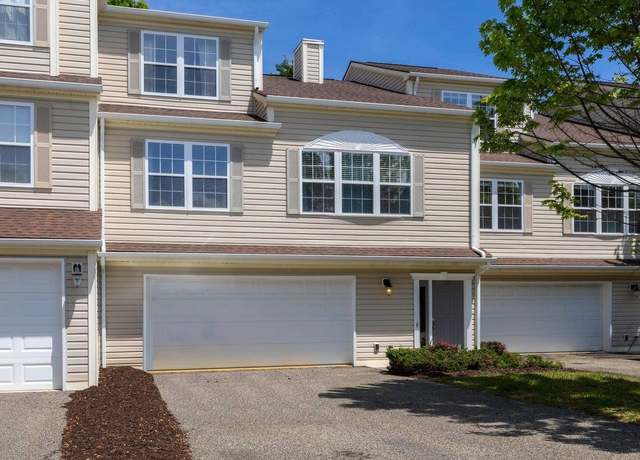 Property at 175 Kitty Ln, Christiansburg, VA 24073, 3 beds, 2 baths