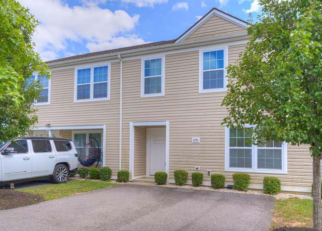Property at 370 Twig St NW, Christiansburg, VA 24073, 3 beds, 3 baths