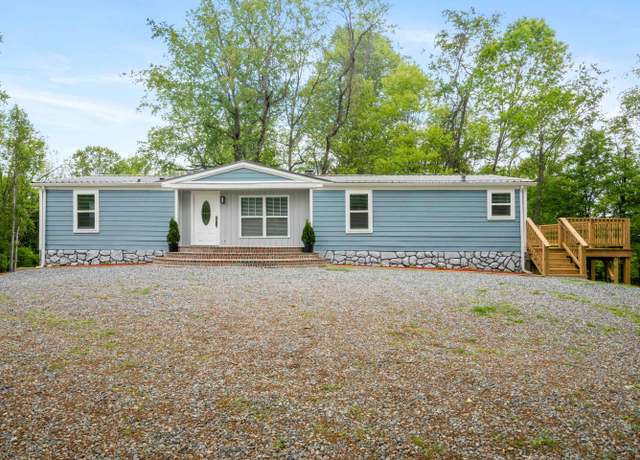 Property at 5315 Beamer Hollow Rd, Pulaski, VA 24301, 3 beds, 2 baths