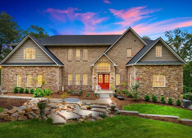 Property at 399 Deercroft Dr, Blacksburg, VA 24060, 3 beds, 5.5 baths