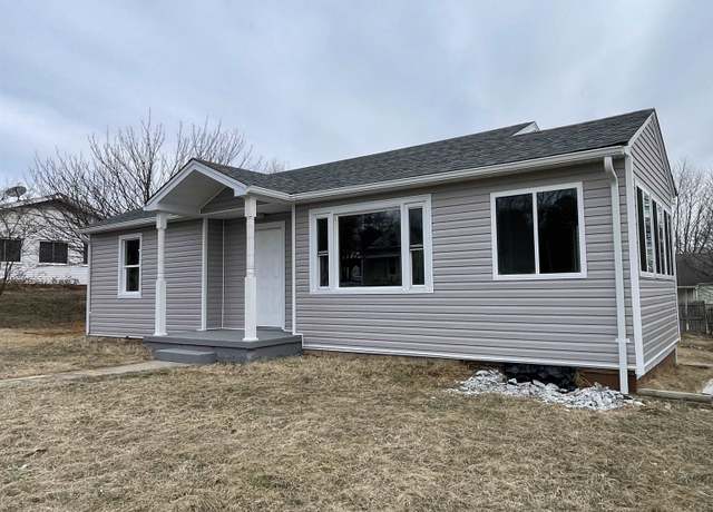 Property at 90 Clearview Dr, Christiansburg, VA 24073, 2 beds, 1 bath