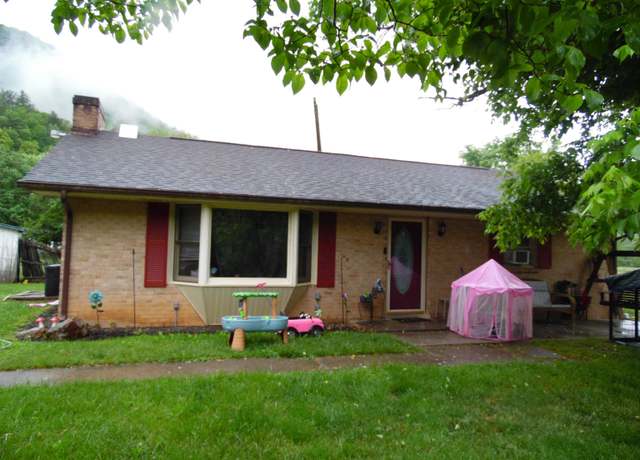 Property at 3726 Alleghany Spring Rd, Shawsville, VA 24162, 2 beds, 1 bath