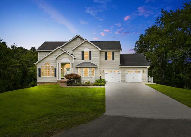 Property at 2285 Lubna Dr, Christiansburg, VA 24073, 4 beds, 3.5 baths